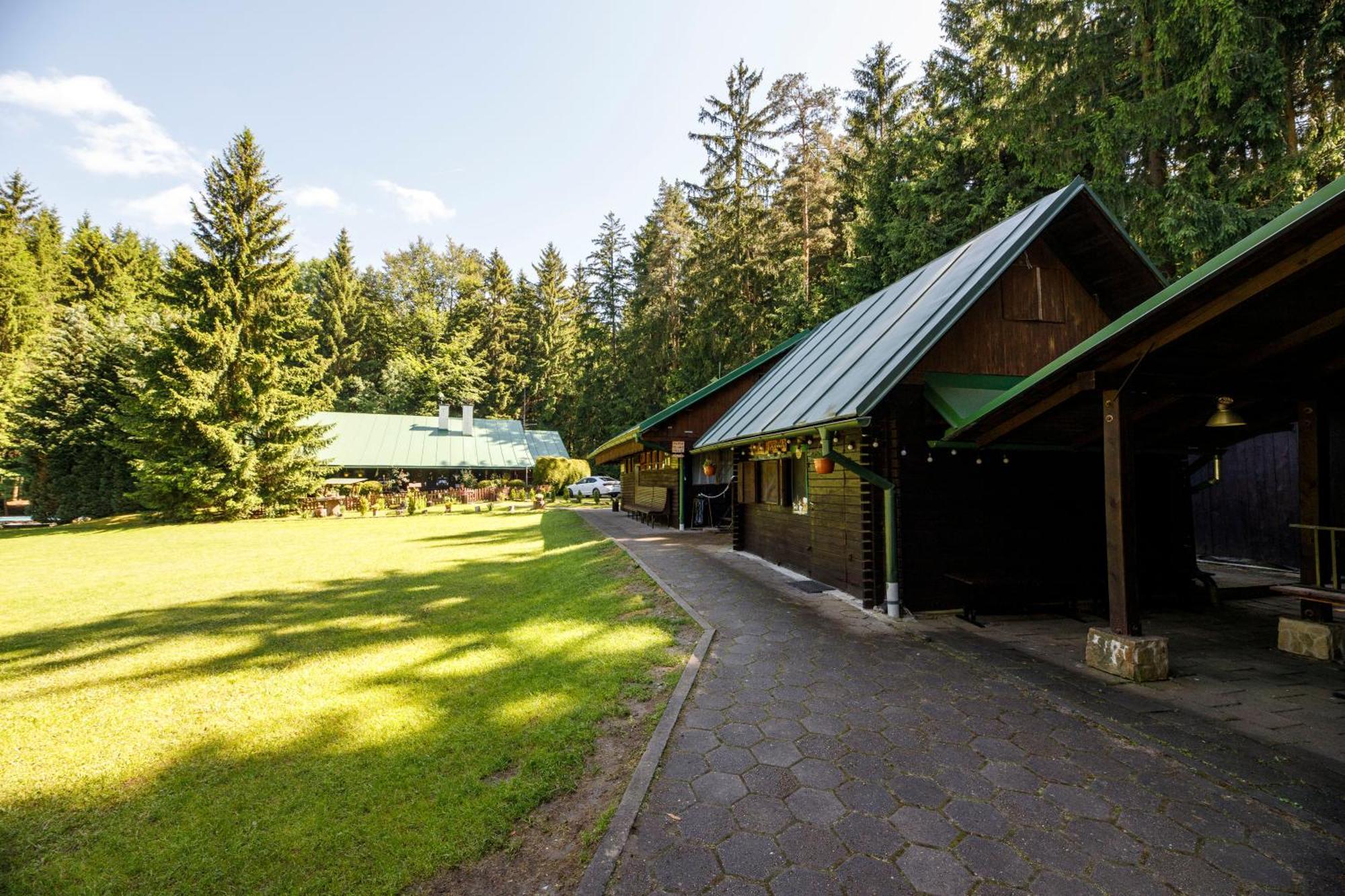 Komari Louka Nova Olesna Exteriör bild